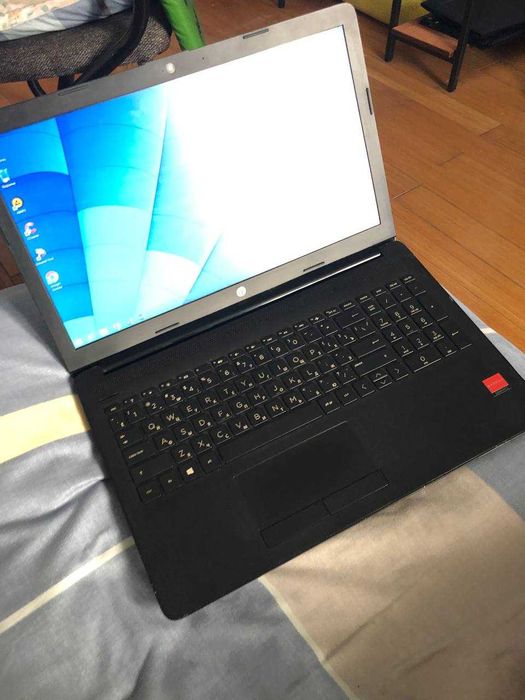 Продам отличный Ноутбук HP Full HD экран всё установлено и обновлено