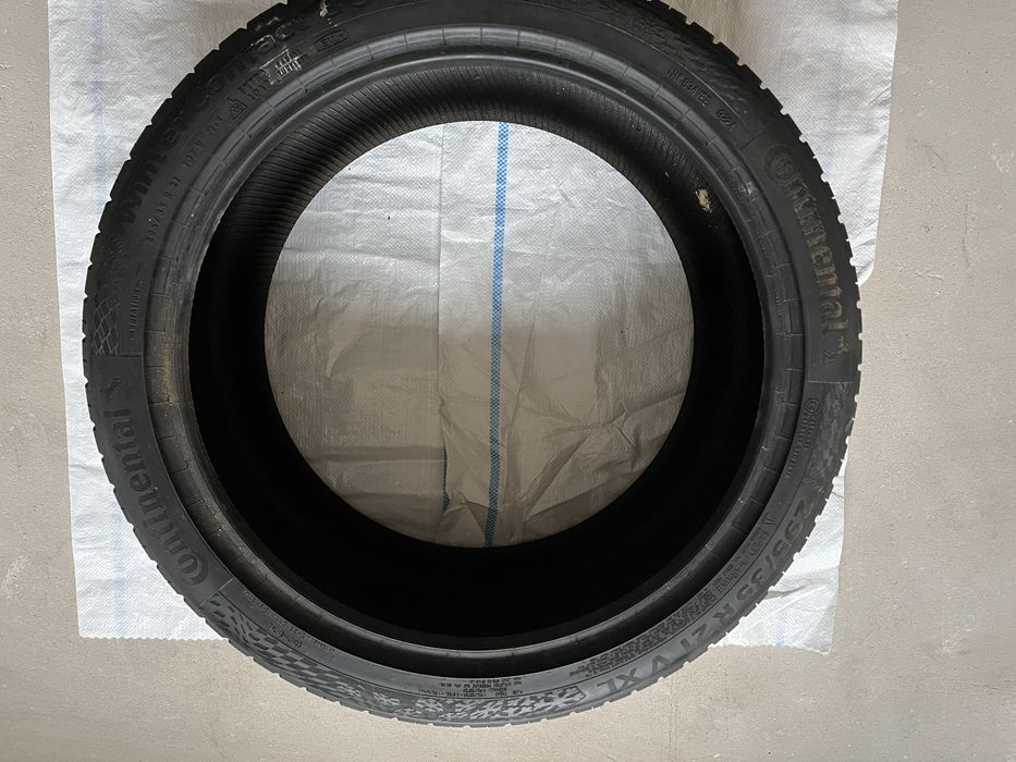 Cauciucuri de iarna Continental Winter Contact 8S 295/35 R21 ( V - XL)