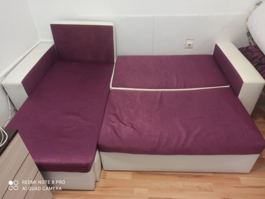 Подарявам разтегателен диван