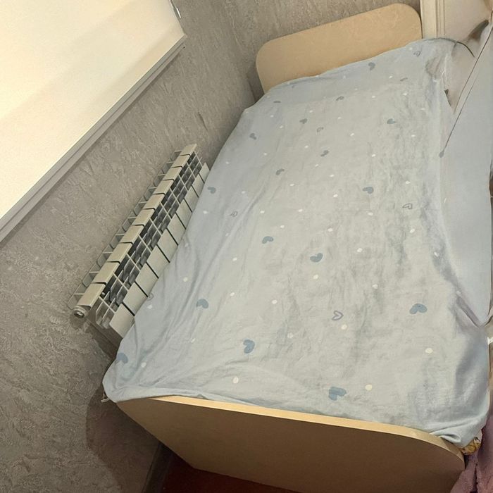 Кровать с Матрасом в Спальню