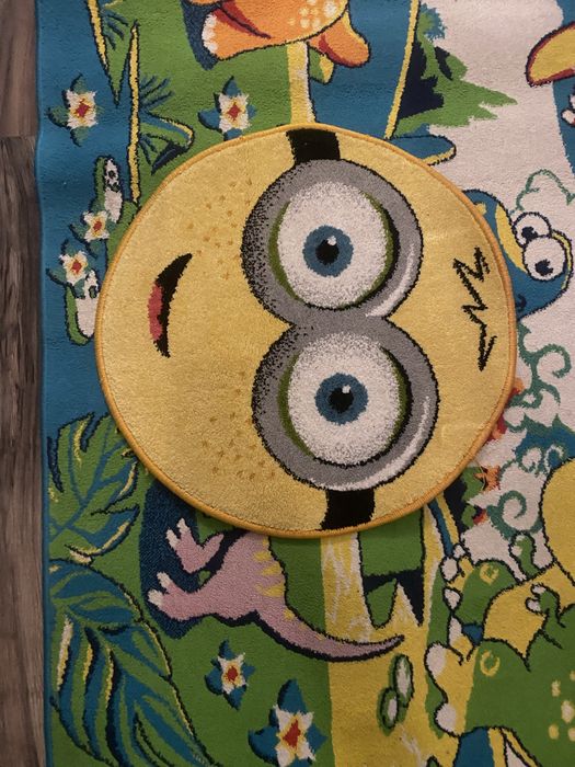 Vand doua covoare pentru copii