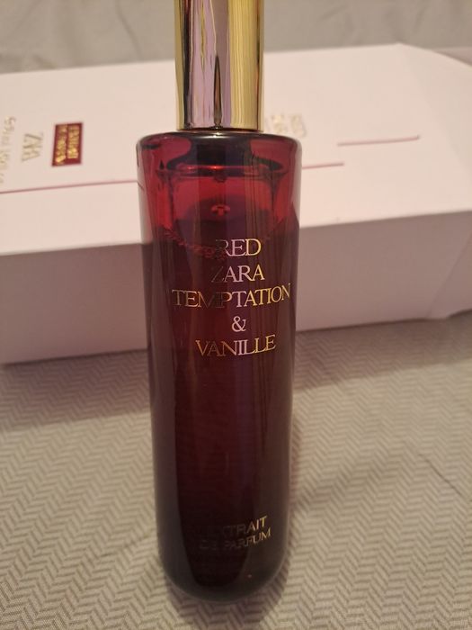 Parfum zara ,este nou.