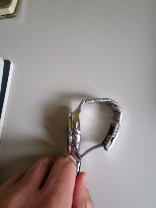 Часы Касио совершенно новые.