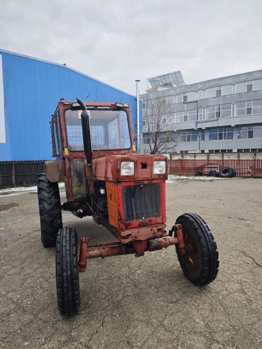 Vând Tractor U650