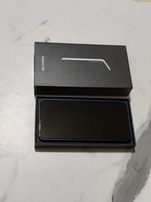 Samsung S25 128 gb Ram 12 5G