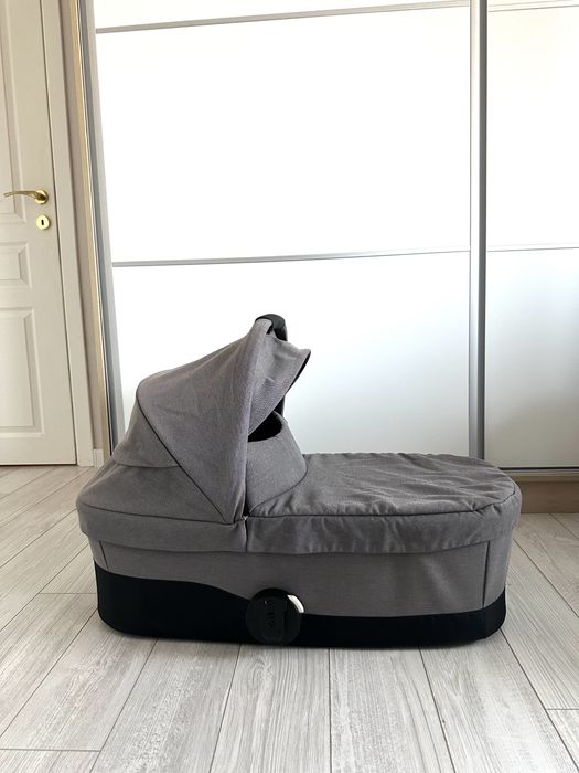 Кош за новородено Cybex Balios Cot S, кош за кола Cybex Aton + адаптери Cybex