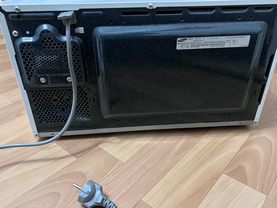 Продам микроволновку