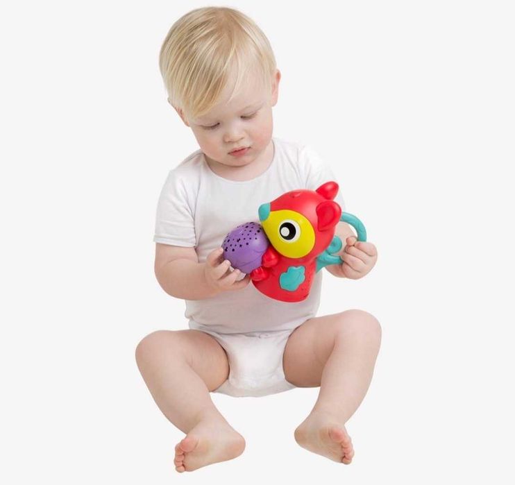 Активна гимнастика със светлини, звуци и протектор Playgro