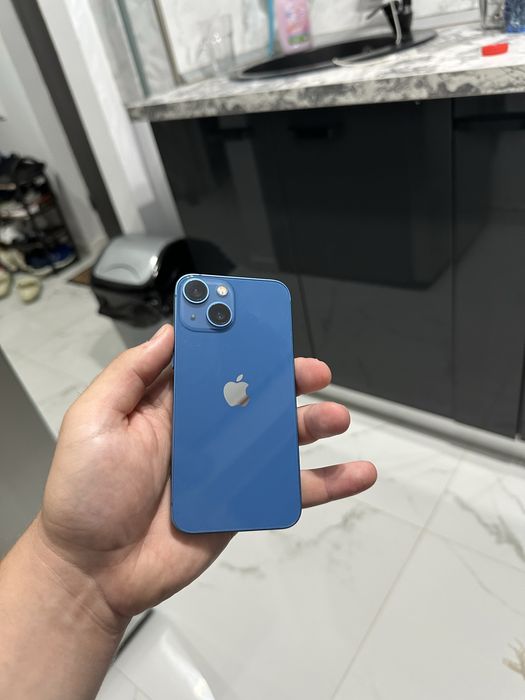 Vand iphone 13 mini pentru piese