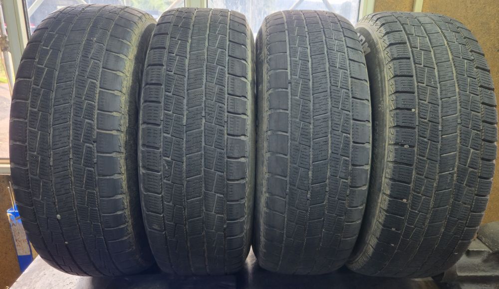 Комлект резины 235/75/R15 GOFORM зимняя