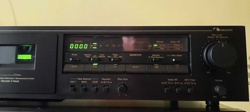 Триглав касетен дек Nakamichi CR-3