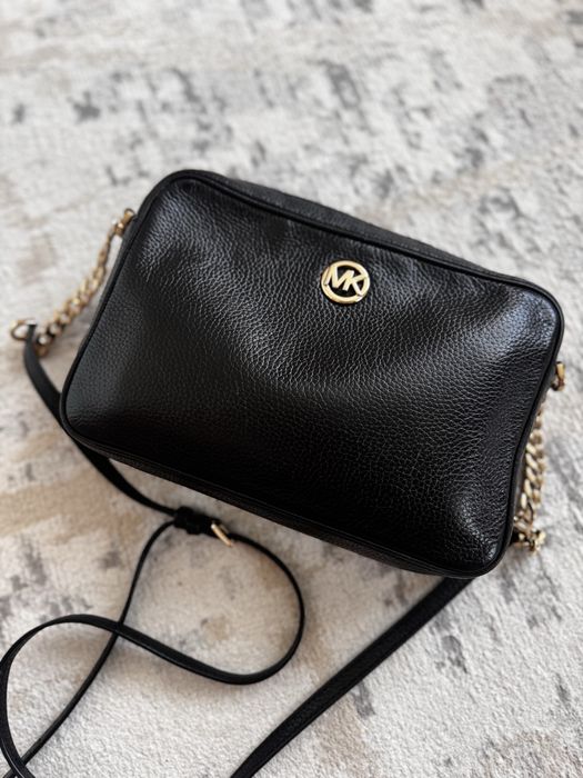 Кожаная сумка Michael Kors