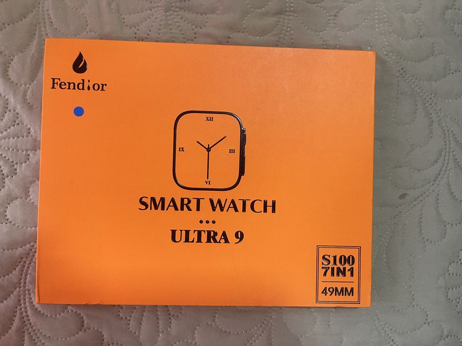 Смарт часовник S 100 Ultra 9, 7 каишки