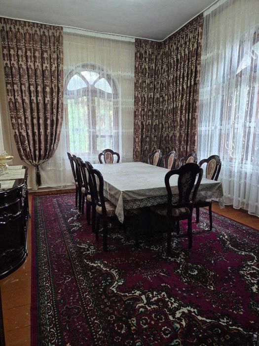 Продаю свой добротный дом, угловой на Бадамзаре