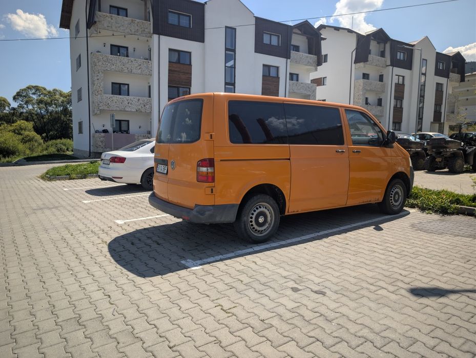 Microbuz Volkswagen t5 8+1