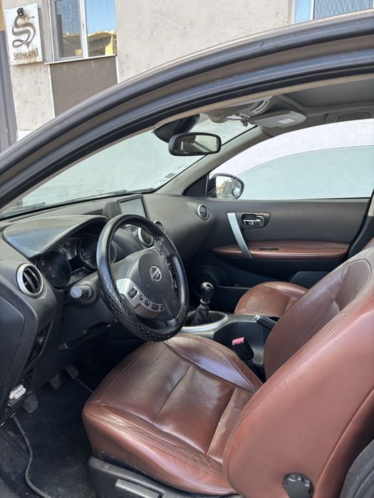 Masina Nissan Qashqai