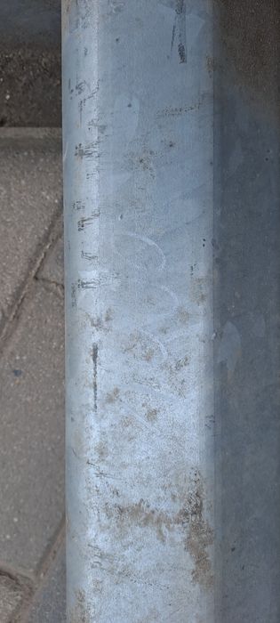 Axa remorca cu sistem de frânare