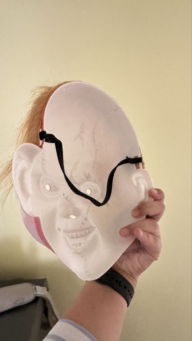 Хэлуйн маска доя праздника