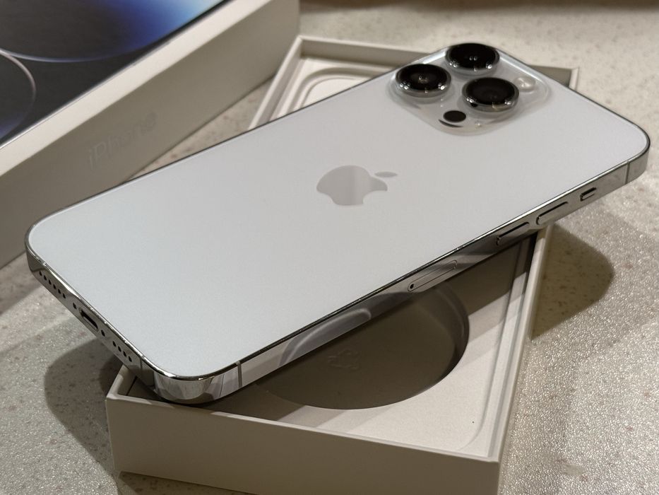 iPhone 14 Pro Max 256GB Silver (Бял) - 87% Батерия, Отличен.