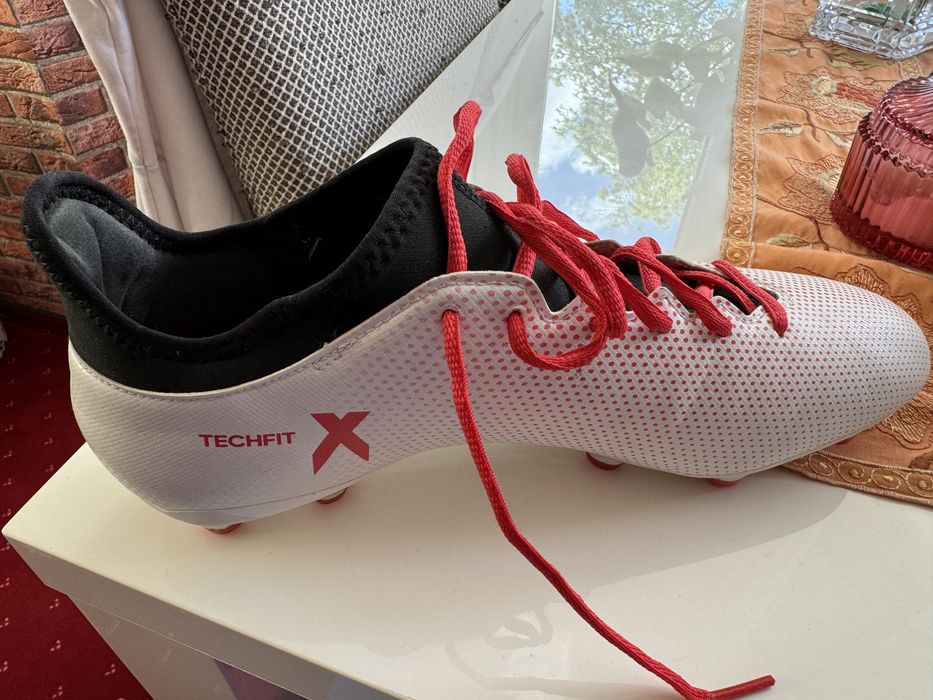 Ghete Adidas cu crampoane noi