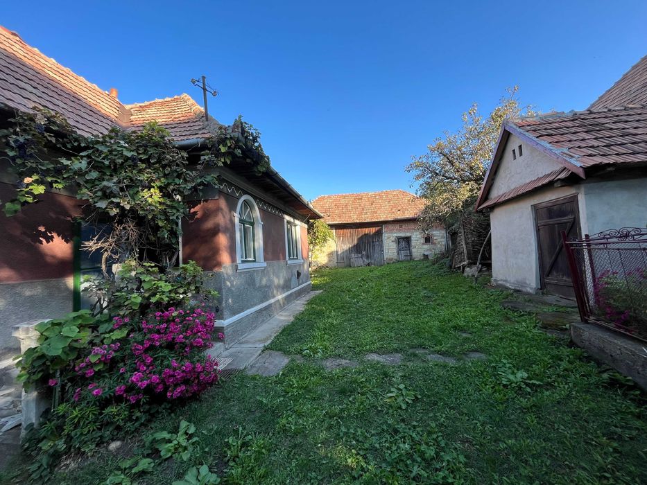 Teren 2030 mp | Sat Gheorghieni  | Asfaltat  |  Pers. Fizica