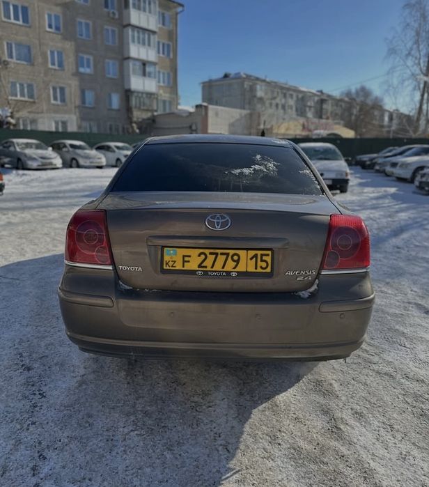 Продам авенсис 2.4