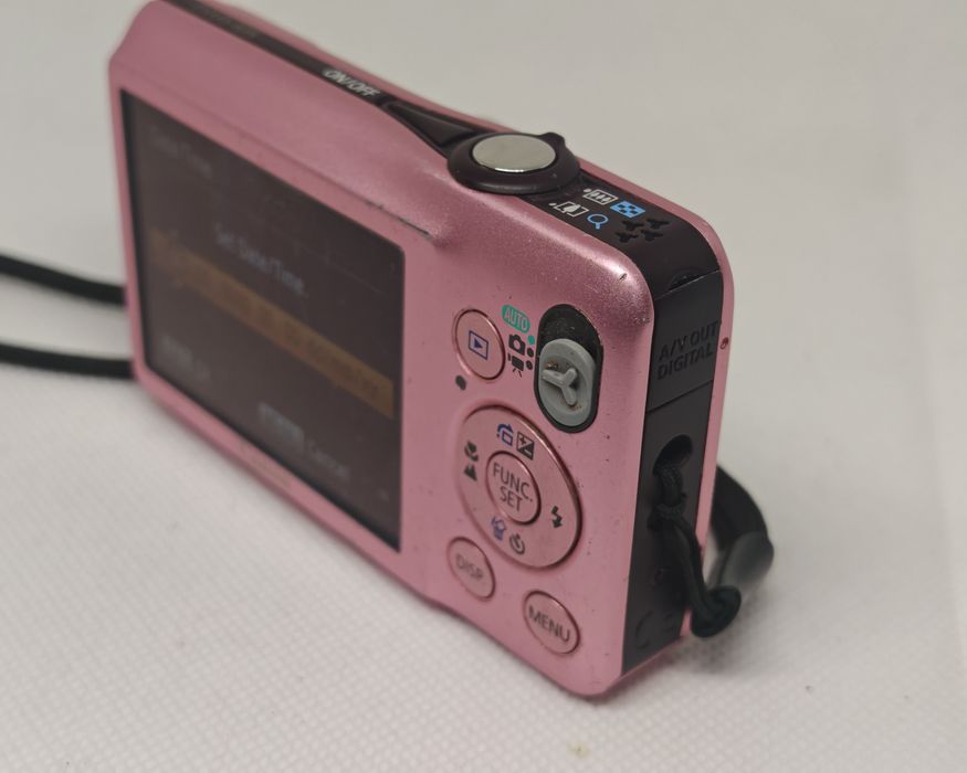 Canon IXUS 105 IS Pink – Culoare RARĂ, Y2K Digicam Vibes