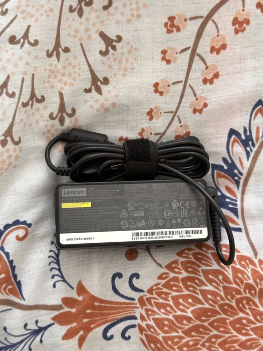 Incarcator Laptop/PC Lenovo 65W Sa10j20161