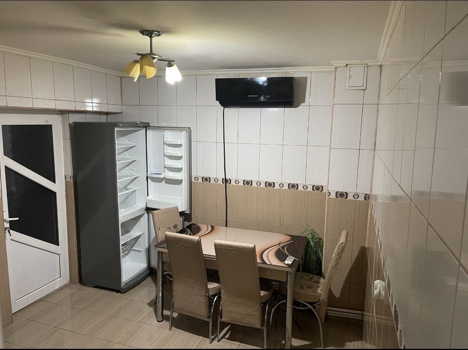 Inchiriez apartament 2 camere