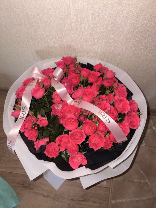 свежие кустовые розы