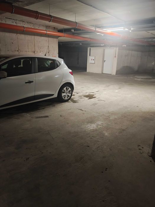 Гараж/парково място