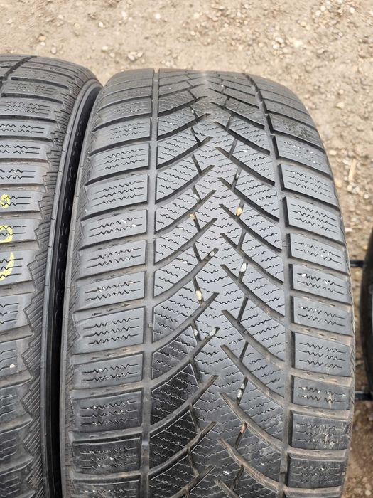 SET 2 Anvelope Iarna 235/45 R19 Semperit Speed Grip 3
