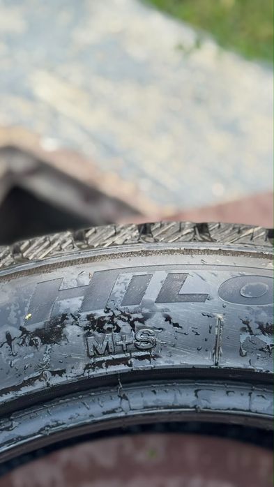 Зимние резины 245/50R20