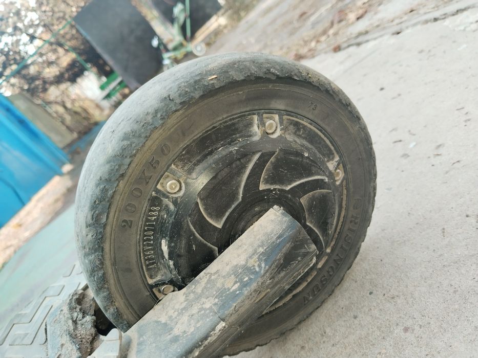 Продам электро самокат