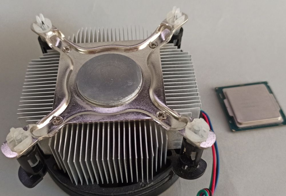 Procesor Intel i5 6500, 3.2GHz + cooler