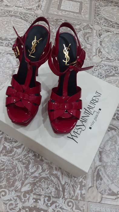 Босоножки бренд YSL 36,5 размер