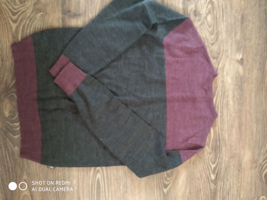 Пуловери TERANOVA цена 30лв НАМАЛЕНИ НА 15 ЛВ.