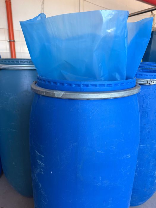 чувал, чували - 100/150 см - полиетилен. Тегло около 250 г/брой. В пакет по 50 бр.