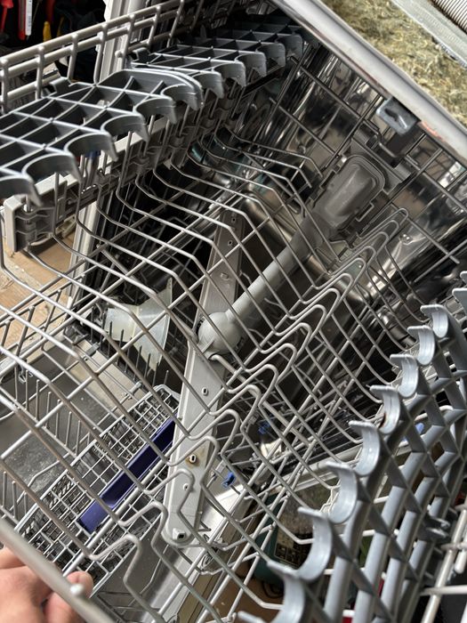 Съдомиялна за вграждане BEKO DIS5530 за ремонт