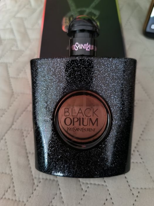 Yves Saint Laurent Black Opium