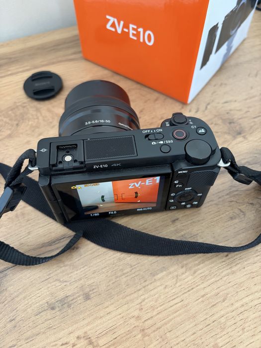 Фотокамера SONY ZV-e10 + kit 16-50mm