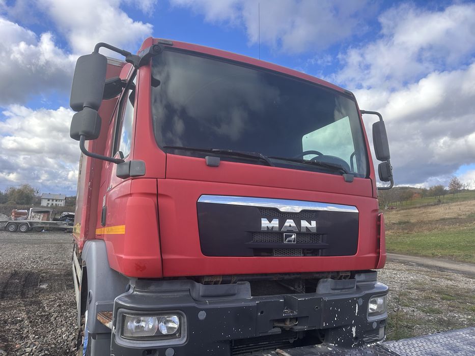 Vand sau dezmembrez MAN