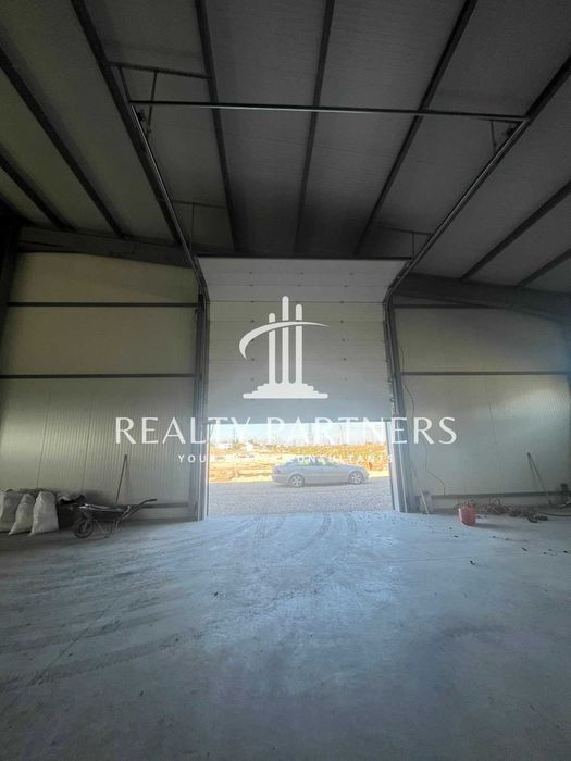 Продава склад – кв. Връбница 2, гр. София