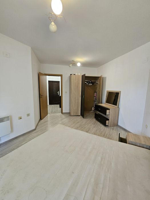Дава се под наем Двустаен апартамент в Ямбол, Аврен - 62 кв.м за 280.5 € - Снимка #3