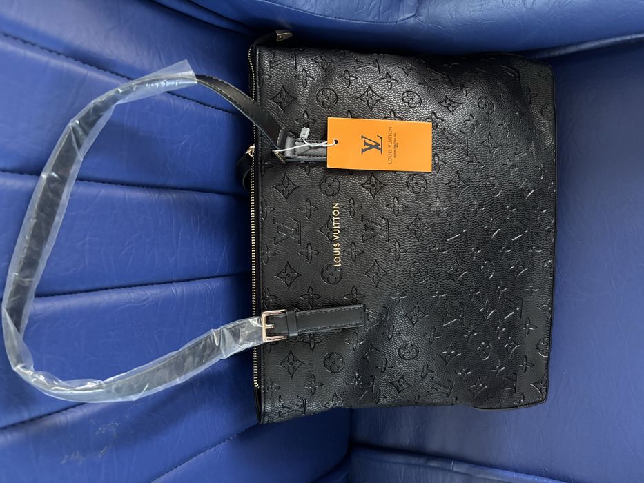 Geanta dama Louis Vuitton si Jacqueline