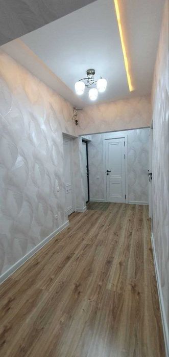 Продается 3 x ком. квартира в массиве Кизил Шарк