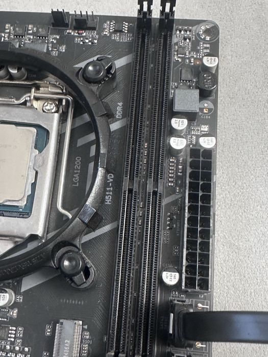 Материнская плата с процессором Intel core i5-10400f