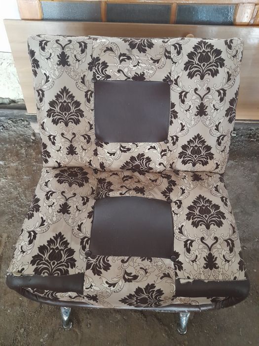 Телевизор диван и креслы