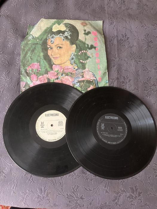 discuri de vinil (Naarghita, Angelica Stoican)