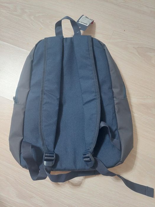 Продам новый рюкзак Reebok